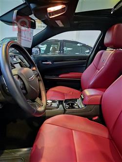 کرایسلەر 300